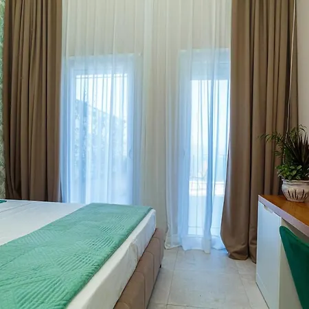 Toto Boutique Hotel & Apartments * Vlore