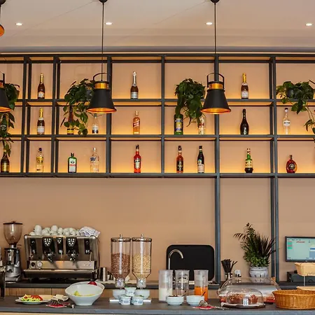 Toto Boutique Hotel & Apartments * Vlore