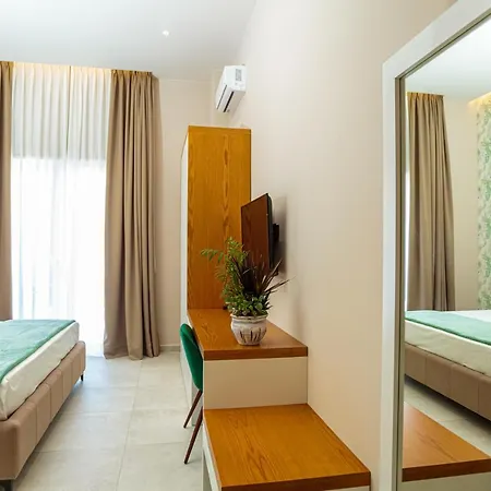 Toto Boutique Hotel & Apartments Hotel
