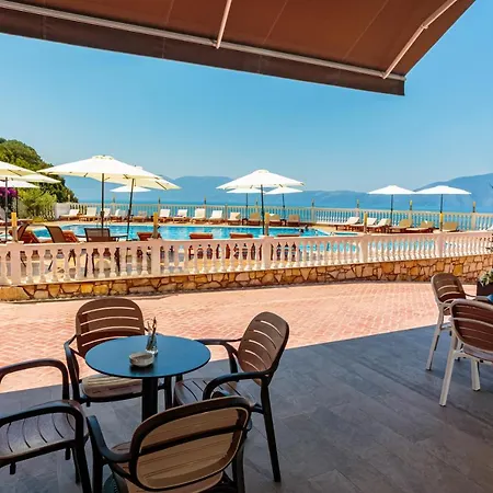 Toto Boutique Hotel & Apartments Hotel *